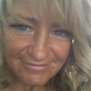 Meet your Posher, Johnette